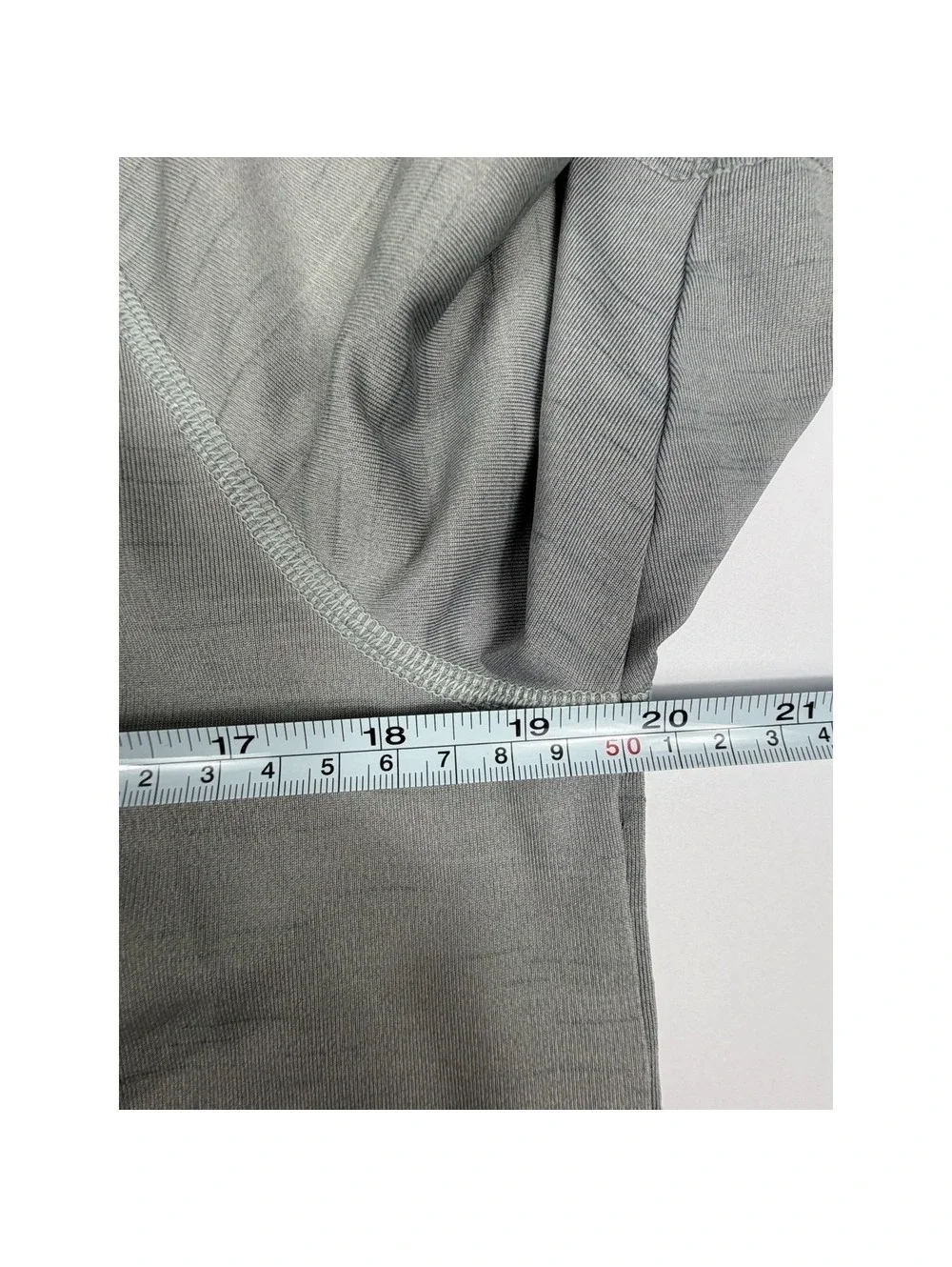 The North Face Mens Medium FlashDry Short Sleeve Performance Shirt Gray